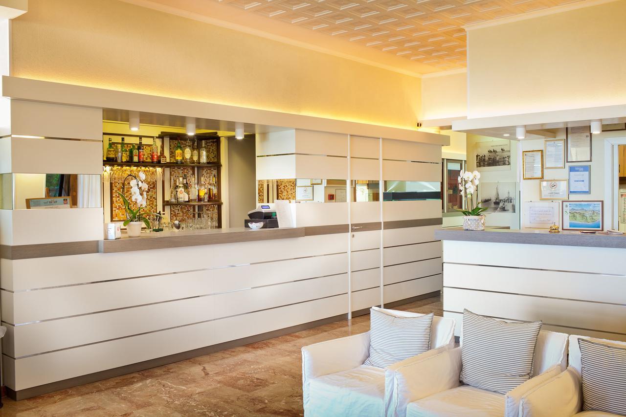 Hotel Beaurivage ファーノ エクステリア 写真